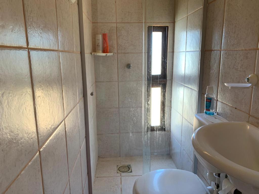 Casa De Temporada 4 Quartos Sendo 2 Suites Em Vilas Do Atlantico - 200 M Da Praia E 6 Km Da Capital Lauro de Freitas Esterno foto